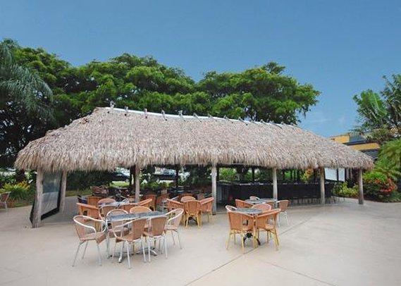Hotel Clarion Fort Myers Restaurant foto